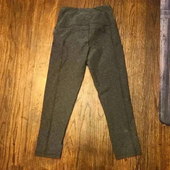 The Northface leggings size small - Picture 3 of 4